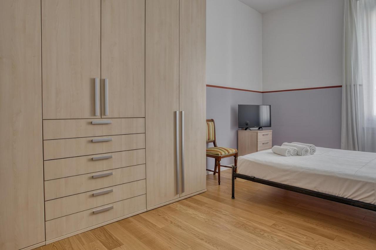 شقة Joivy Lovely Apt, Easy Access To Centre ميلان المظهر الخارجي الصورة